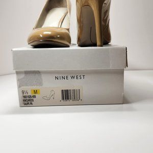 Nine West pumps 9.5  beautiful taupe patent leather